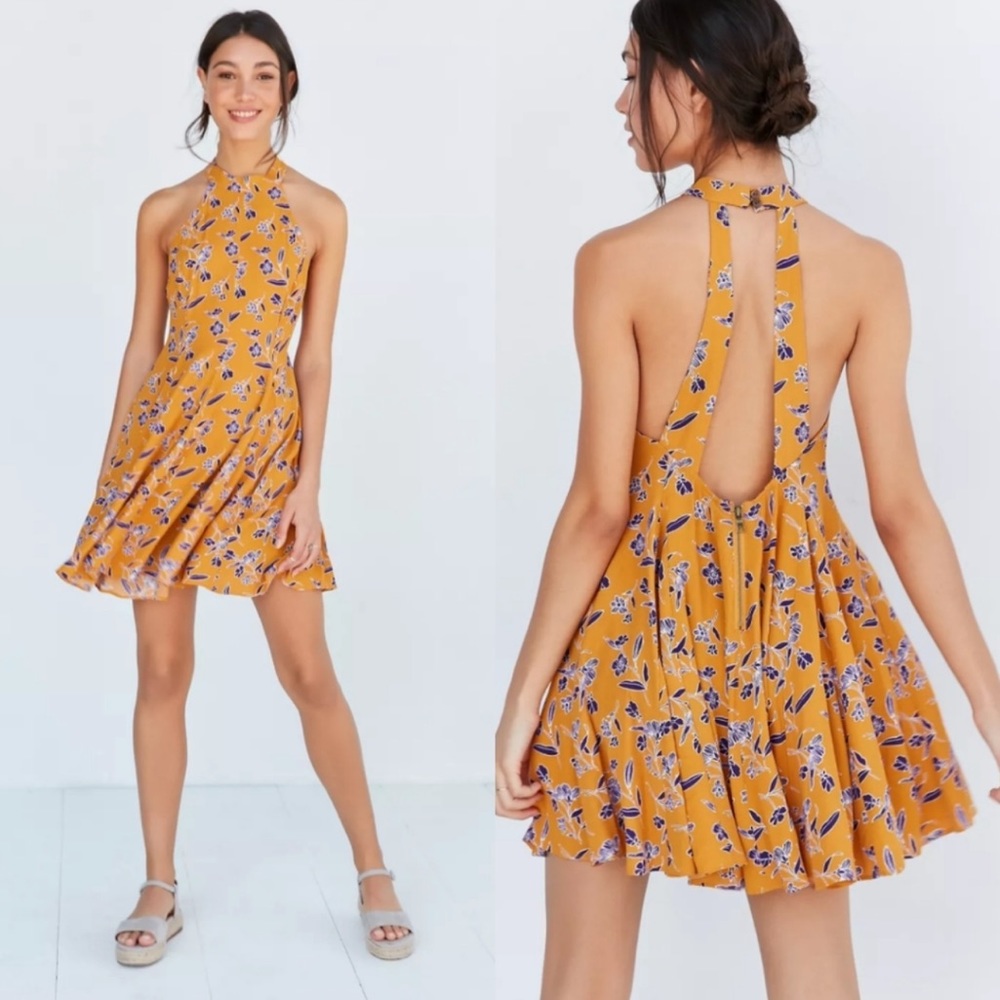 Kimchi blue tropical mock neck dress size xs